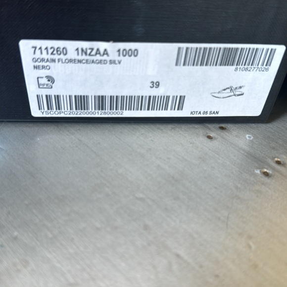 YSL Saint Laurent ysl black suede logo thong sandal flats silver sz 39 with box - Picture 9 of 9